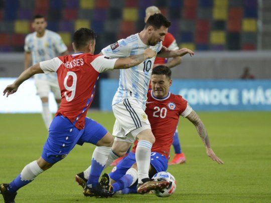 Argentina No Pudo Con Chile Y Sumo Un Punto Con Sabor A Poco