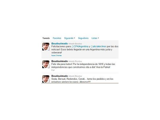 El ministro Amado Boudou fue el primero en felicitar a la Presdiente.