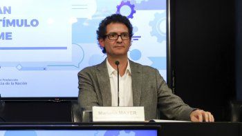 gobierno promete potenciar a sectores pymes que comenzaron a crecer