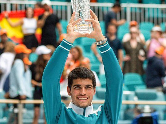 Carlos Alcaraz, campeón del Masters 1000 de Miami con 18 años.