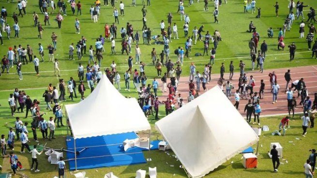 La visita de Messi terminó con incidentes y reclamos.