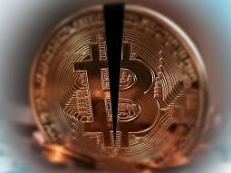 Bitcoin y los demás criptoactivos no pueden ser considerados como la solución final, sino más bien como el inicio de un proceso que parte de una innovación tecnológica.