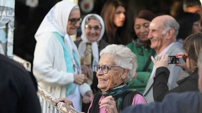 En noviembre del 2016, Noemí Labrune recibió el doctorado Honoris Causa de la UNCo en reconocimiento a su trabajo y lucha por los derechos humanos.