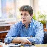 Gustavo Melella apuntó contra Nación por la baja de aranceles a los celulares importados. Gustavo Melella apuntó contra Nación por la baja de aranceles a los celulares importados.