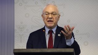 La posición de Uruguay es bajar las tensiones en el Caribe urgentemente, afirmó Mario Lubetkin sobre el conflicto entre Estados Unidos y Venezuela. La posición de Uruguay es bajar las tensiones en el Caribe urgentemente, afirmó Mario Lubetkin sobre el conflicto entre Estados Unidos y Venezuela.