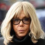 Un total de ocho hombres y dos mujeres fueron condenados hasta ocho meses de prisión por divulgar falsedades sobre la identiadd de la primera dama francesa. Un total de ocho hombres y dos mujeres fueron condenados hasta ocho meses de prisión por divulgar falsedades sobre la identiadd de la primera dama francesa.