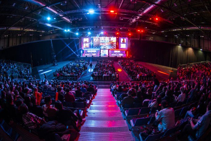 Competencia de League of Legends en Gamergy 2021.