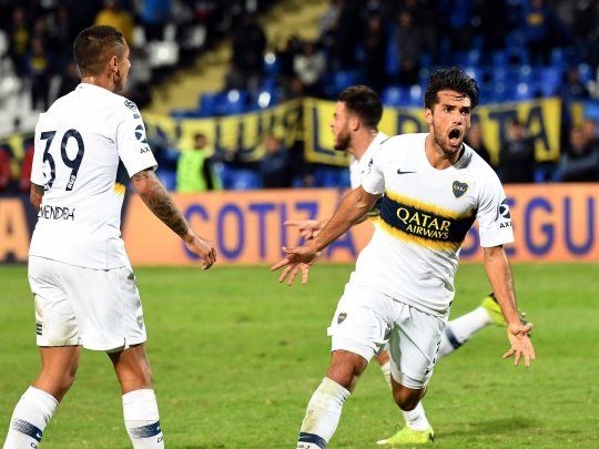 Emmanuel Mas le dio el triunfo a Boca sobre la hora.