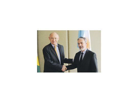 Héctor Timerman y Antonio Patriota se encontraron ayer en Itamaraty, la sede de la Cancillería brasileña. De allí, junto con Guillermo Moreno, el ministro argentino voló hacia Angola.