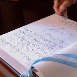 Quiero ser claro en esto: en nuestra visión existe un claro orden de mérito, comenzó la firma de Milei Quiero ser claro en esto: en nuestra visión existe un claro orden de mérito, comenzó la firma de Milei