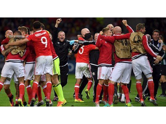 Gales está en semis de la Euro por primera vez.