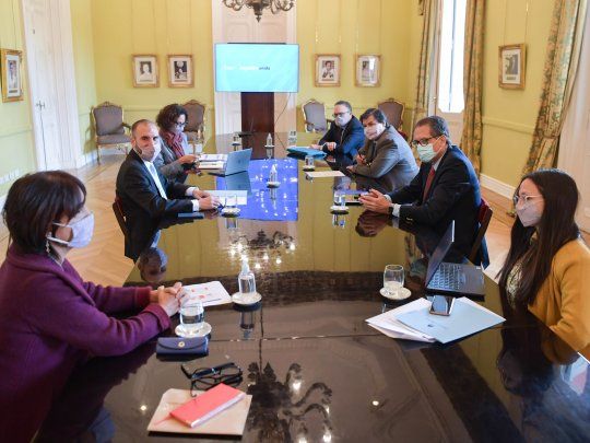 Encuentro. El gabinete económico se reunió ayer en la Casa Rosada y anunció los beneficios para las empresas que ingresen al Repro.