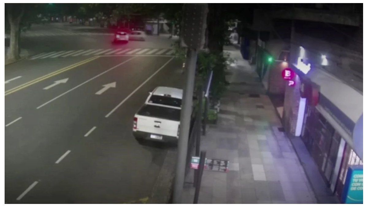 Brutal crash in Recoleta leaves at least three injured