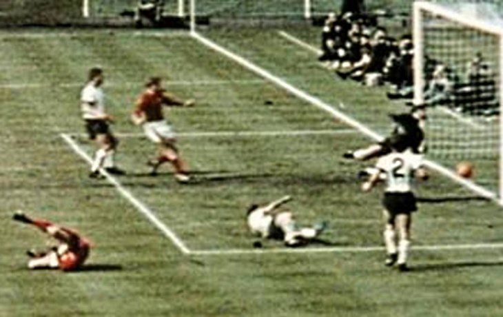 Murió el arquero que sufrió el gol fantasma más polémico de la historia