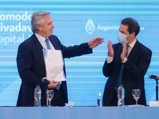 El presidente Alberto Fernández viajó a Chubut acompañado por parte de su gabinete de ministros.