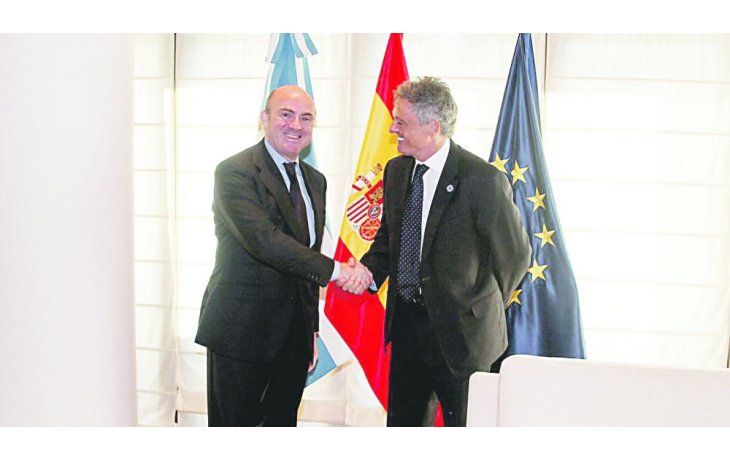 ámbito.com | Ministros. Luis de Guindos y Francisco Cabrera, ayer en Madrid. Buscan dar impulso al demorado acuerdo comecial.