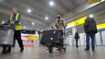 Los ciudadanos chinos&nbsp;contin&uacute;an utilizando los aeropuertos rusos.