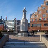 La obra fue posteriormente reconstruida con apoyo de grupos italoestadounidenses y con financiamiento local y federal. La obra fue posteriormente reconstruida con apoyo de grupos italoestadounidenses y con financiamiento local y federal.