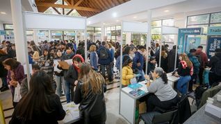 Expo Empleo Barrial 2026: más de 425 personas participaron de una jornada laboral inclusiva. Expo Empleo Barrial 2026: más de 425 personas participaron de una jornada laboral inclusiva.