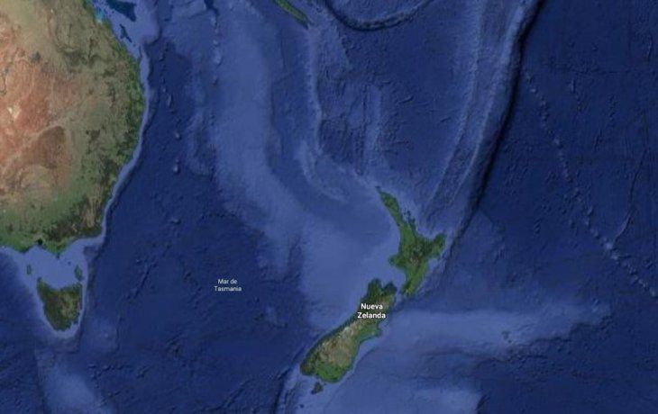 La alerta de tsunami se emitió para toda zona a 300 kilómetros del epicentro del terremoto.