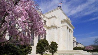 Si bien hay optimismo por el recorte de tasas, los analistas remarcaron que es un momento con bastante incertidumbre global.