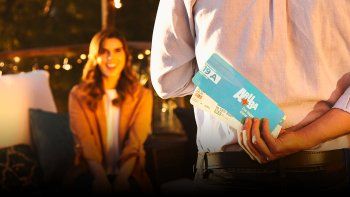 escapada romantica al caribe: la magia de casarse en aruba