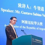 Sabino Vaca Narvaja planteó que los países desarrollados dependen mucho América Latina por los alimentos y la energía. Sabino Vaca Narvaja planteó que los países desarrollados dependen mucho América Latina por los alimentos y la energía.