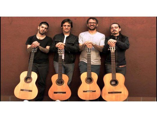 El actor Rodrigo de la Serna se presenta hoy en el teatro Astral junto a Juan Hermelo, Blas Alberti y Rodrigo Bramuglia.