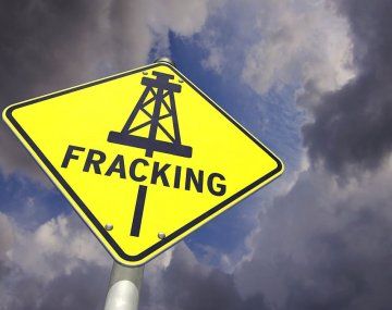 Fracking, una técnica de extracción de hidrocarburos. Fracking, una técnica de extracción de hidrocarburos.