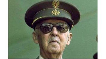 Se estima que los desaparecidos del franquismo son más de 140.000 personas, entre víctimas de la Guerra Civil Española y de la posterior dictadura.