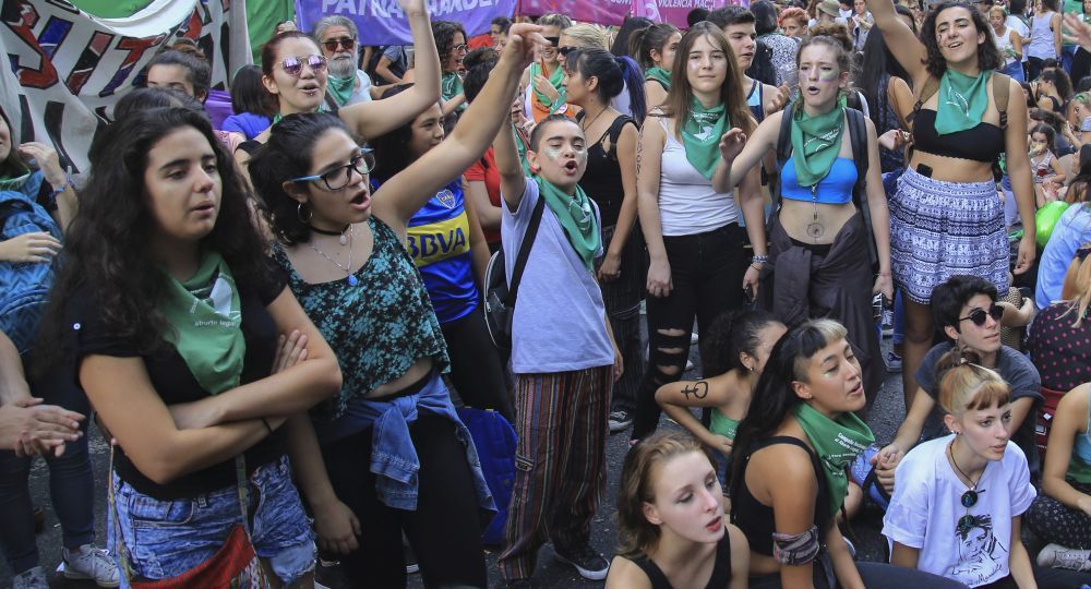 Amnistía afirmó que los marcos legales restrictivos en materia de interrupción legal del embarazo, como el del Estado argentino, exponen a las niñas y adolescentes a riesgos en su salud e incluso en su vida