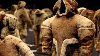 Uno murió en Inglaterra y el otro falleció en Dinamarca a principios del siglo XI.