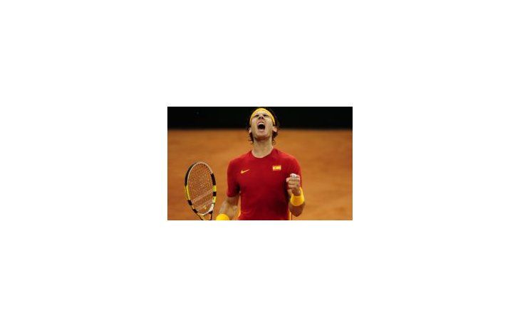 En busca de la perefección. Nadal quiere mejorar su saque y por eso cambió de raqueta.