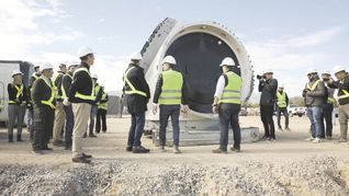 recorrida. Ayer hubo supervisión de obras del parque eólico y solar.