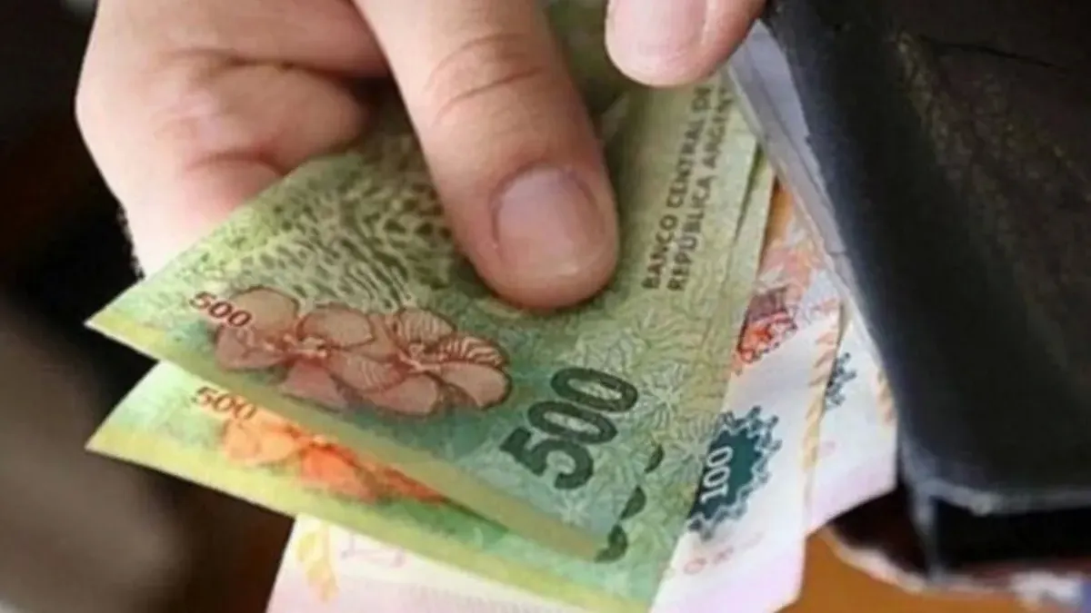 report warns that salaries lost 20.3% purchasing power in December