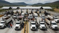 Anuncio del Gobierno de Claudia Sheinbaum sobre bloqueos en carreteras.