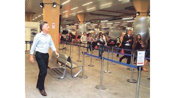 Mauricio Macri recorrió ayer la finalización de la obra de la Terminal de Combis Obelisco. Hoy anunciará la construcción de nuevos carriles para colectivos, Metrobus.