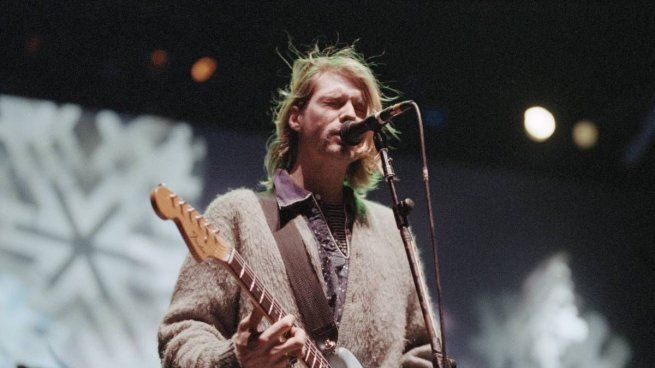 Kurt Cobain tenia 27 años al momento de su muerte.
