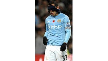 Tevez continúa esperando en la costa argentina.