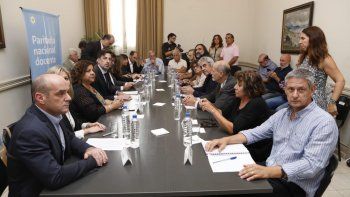 La t&oacute;nica acuerdista que brot&oacute; de&nbsp;la paritaria docente nacional se traslad&oacute; luego a las negociaciones de buena parte de los gobernadores con los maestros locales, aunque persisten focos de conflictividad en seis distritos.&nbsp;
