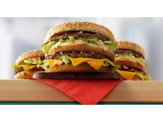 Según la actualización del índice Big Mac, Argentina es el país más caro de la región.