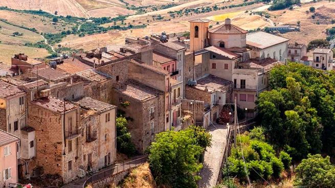 Italia se sumó a la tendencia europea para fomentar la población de sus regiones rurales.