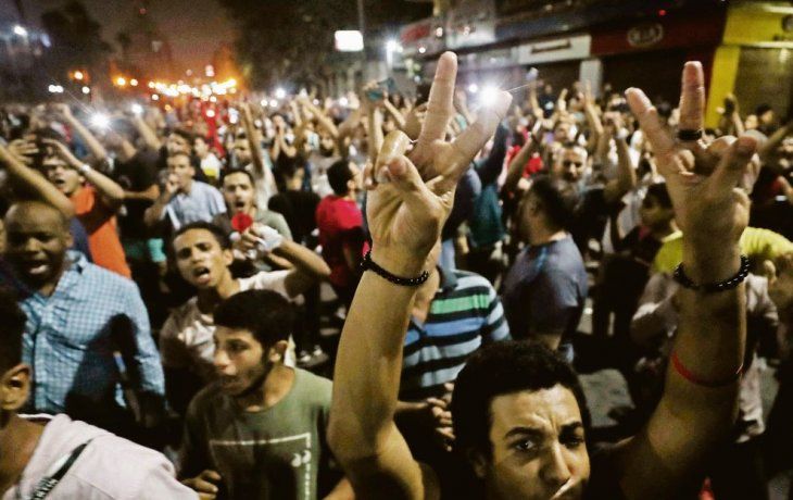 INCERTIDUMBRE. Cientos de personas fueron arrestadas durante las protestas del viernes y el sábado, pero las autoridades no habían informado su paradero.