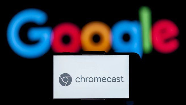 &nbsp;Chromecast es un dispositivo que permite enviar contenido desde otros dispositivos a tu televisor.