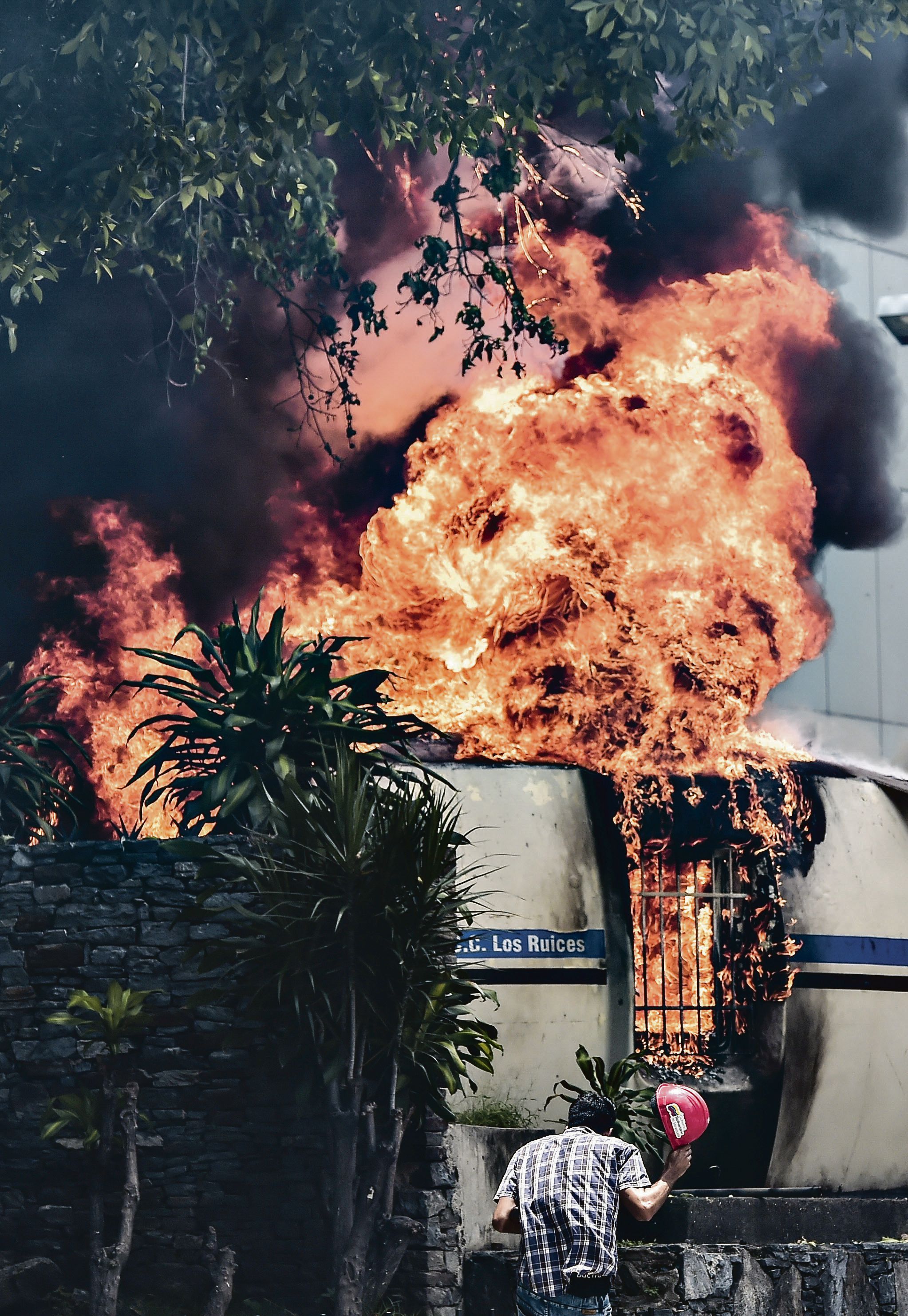 En su escalada contra el chavismo, la oposición paralizó parte de Venezuela (foto 2)