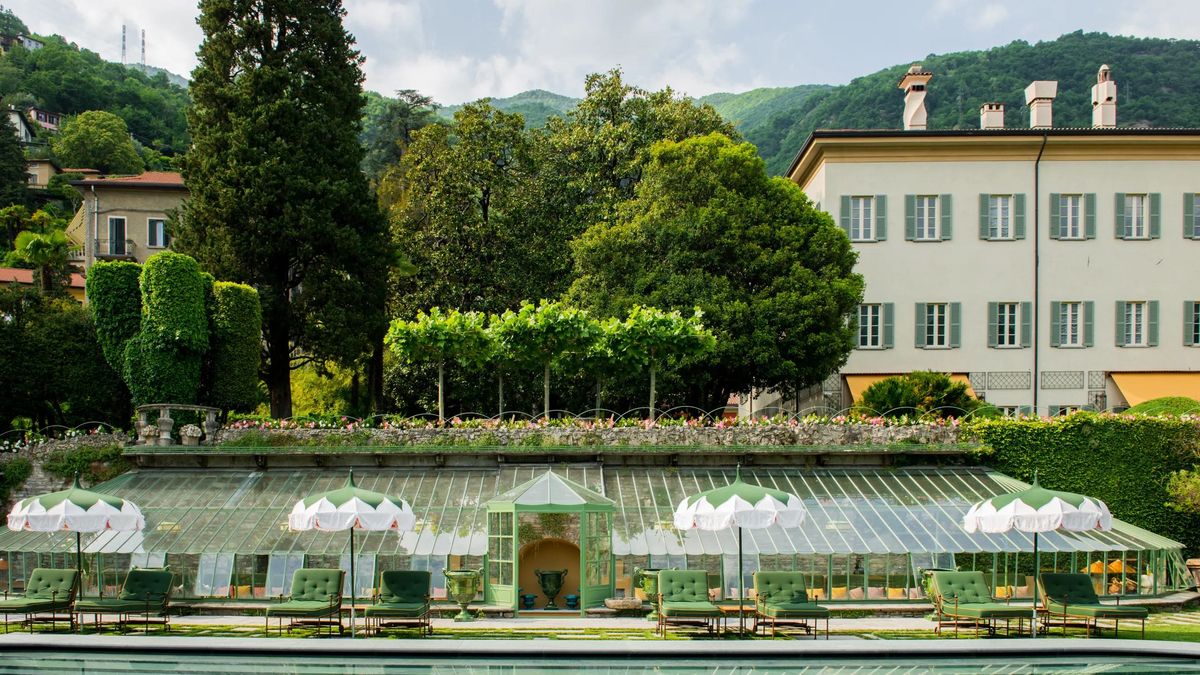 How is the Passalacqua Luxury Hotel, Italy