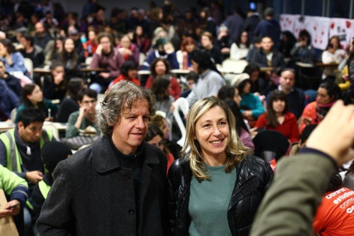Christian Castillo y Myriam Bregman.  Christian Castillo y Myriam Bregman.