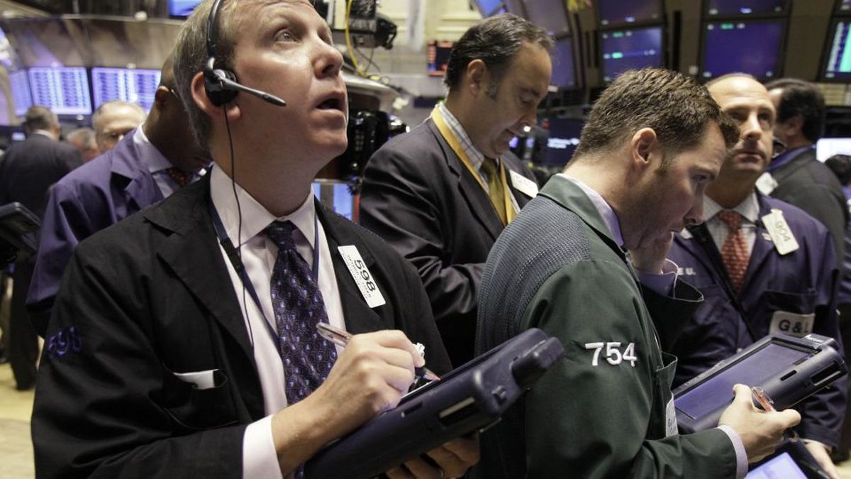 Apple continues to fall after the Chinese coup in the context of the economic war with the US