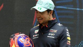 Sergio Checo Pérez presentará un casco novedoso para el Gran Premio de México inspirado en la lucha libre.
