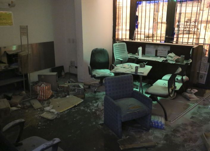 Patota desalojó por la fuerza a trabajadores de Tiempo Argentino (foto 2)